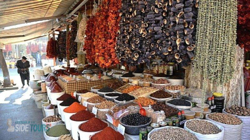 Marché Side Turquie