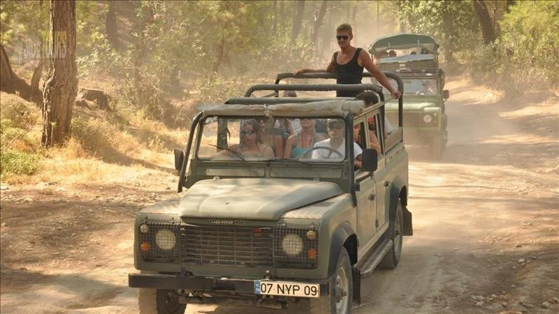 Gundogdu Jeep safari rafting