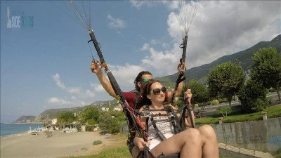 Paragliden in Gundogdu Turkije